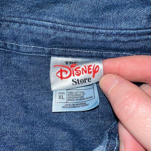 Disney Vintage Denim Button Up Collared Shirt Mickey Picnic Scene Embroidered XL - Picture 7 of 12